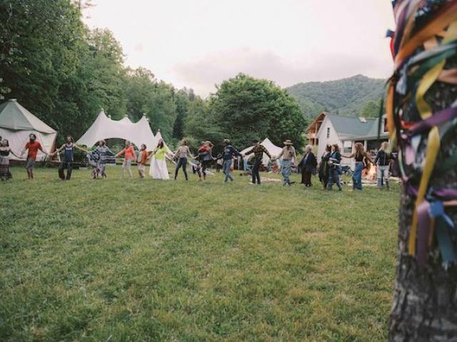 Maypole and circle